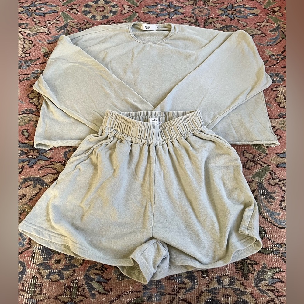 The Frankie Shop sweat set, size M in mint green.  Good used condition.